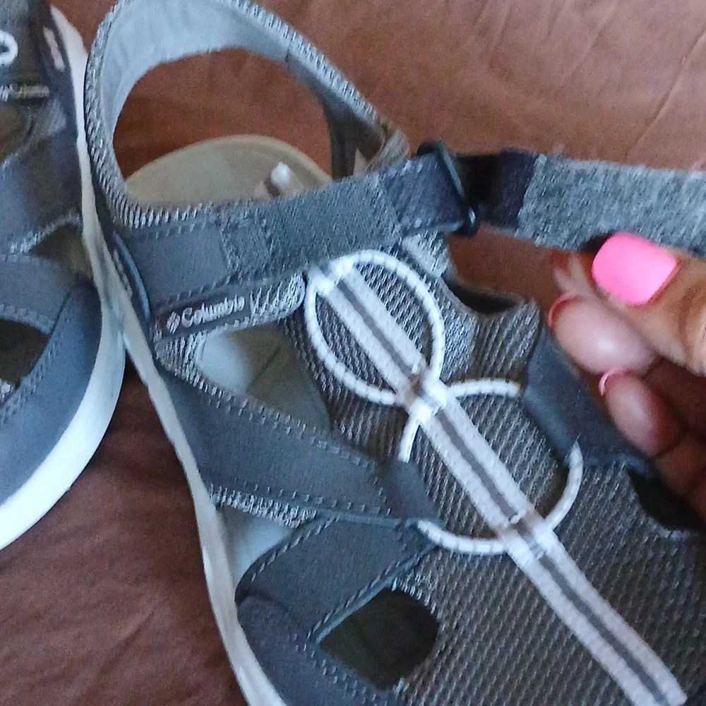 Columbia friendly gray new